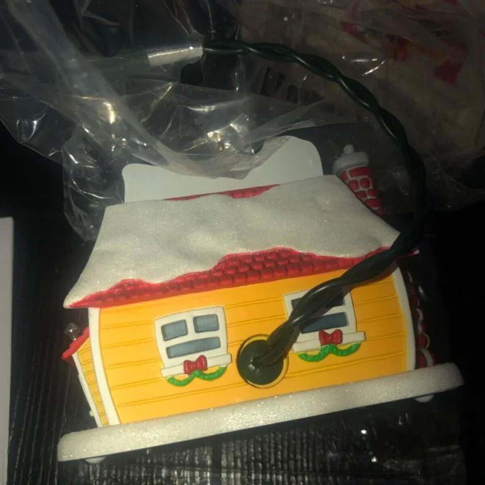 Hallmark Keepsake Christmas Ornament‎ Disney Deck The House Mickey Pluto